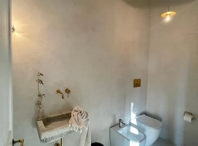 Отель La Saracina 2*