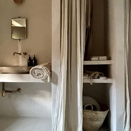 La Saracina Hotel