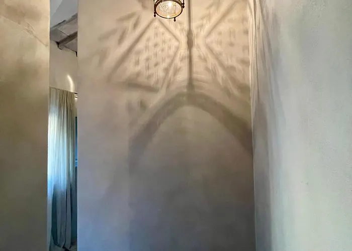 拉萨雷西娜酒店 酒店