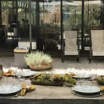 拉萨雷西娜酒店 2*